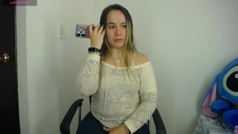  LAURA SOFIA  online show from April 11, 7:51 pm