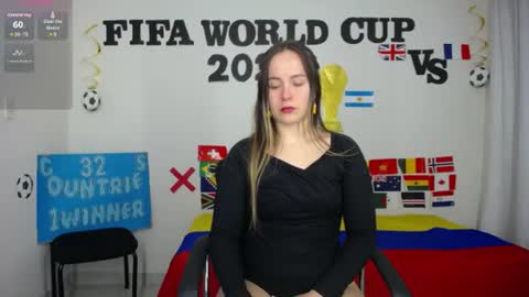 Snapshot of sofi_sweetcam21 chatting on July 16, 9:48 am LAURA SOFIA online show from July 16, 9:48 am