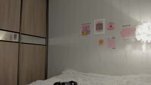 Snapshot of sofia_flowers chatting on January 8, 6:43 pm sofia_flowers online show from January 8, 6:43 pm