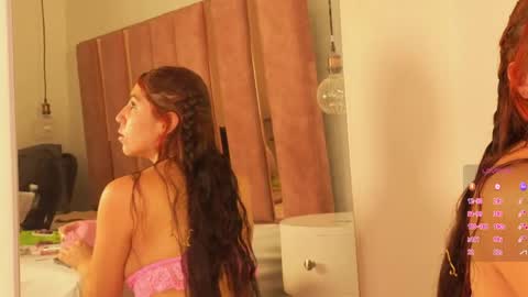 sofia_foxx1 online show from May 12, 11:51 am