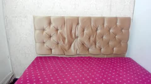 sofia_land_18 online show from December 12, 11:07 am