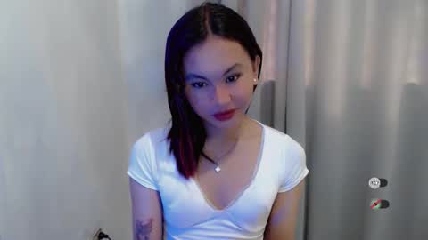 sofia_sweetheart18 online show from January 7, 2:25 am
