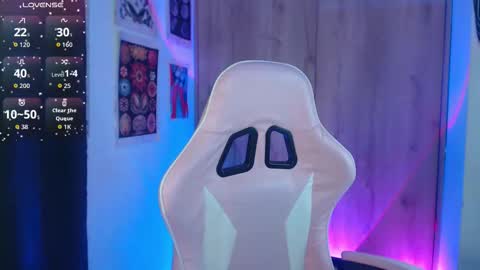       online show from March 18, 4:37 am