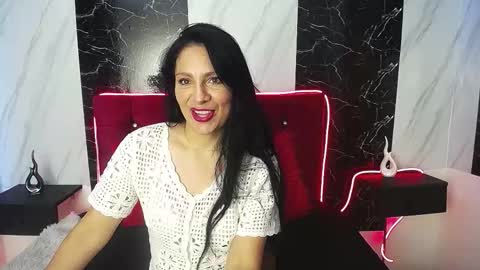 Snapshot of sofiamoreno_ chatting on February 4, 3:51 pm Sofia online show from February 4, 3:51 pm