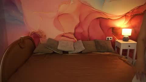 Sofi online show from November 11, 6:35 am