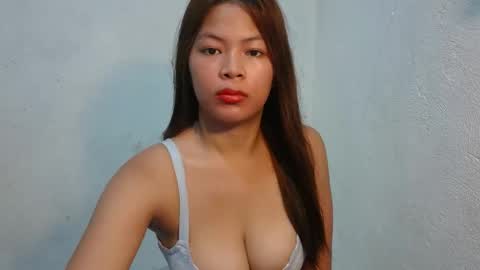 sofie_loorexx online show from February 1, 7:34 pm