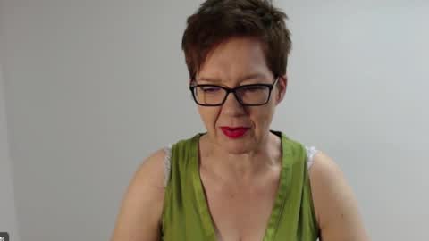 Sofie Velvet online show from January 18, 7:01 am