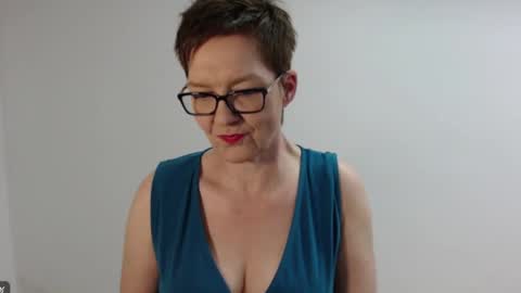 Sofie Velvet online show from February 10, 3:16 pm