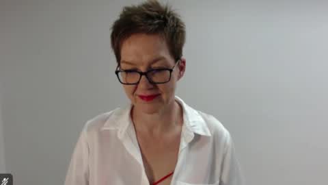 Sofie Velvet online show from March 18, 3:59 pm