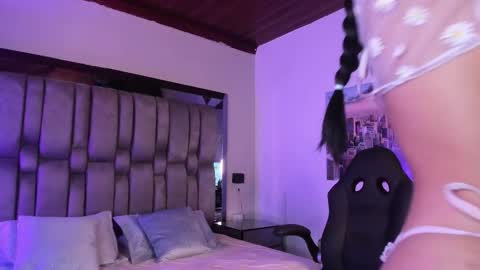  sofie  online show from March 24, 6:13 pm