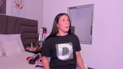      online show from December 1, 11:26 am