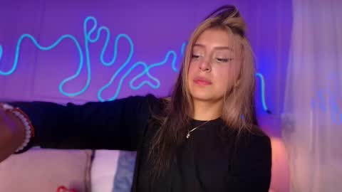 Sofi online show from March 27, 11:54 am