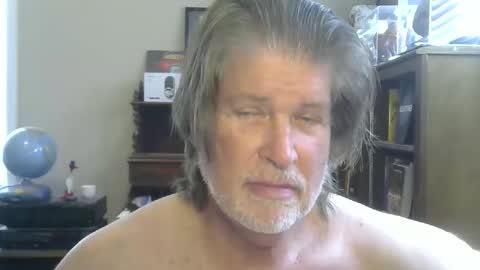 Brett online show from May 19, 3:18 pm