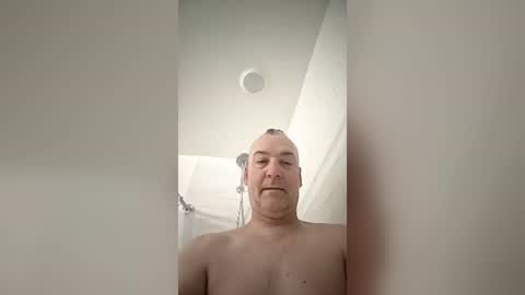 Snapshot of softcum77 chatting on July 6, 6:43 am softcum77 online show from July 6, 6:43 am