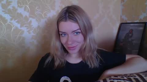 softy_aura online show from June 26, 10:41 am