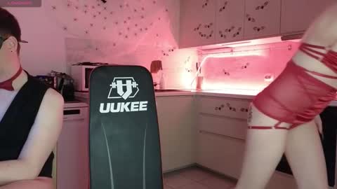 Snapshot of sofyandmike chatting on October 18, 8:20 pm SOFYandMIKE online show from October 18, 8:20 pm