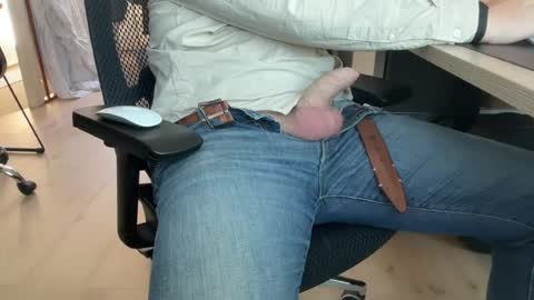 Jay  Cum Join me online show from May 22, 8:42 am