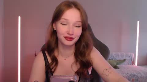 Jennifer Jenny Jen online show from June 19, 9:24 am