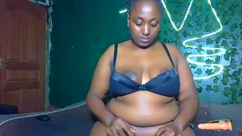 Solly bunny online show from July 28, 4:05 pm