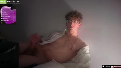 Snapshot of somechillbro chatting on April 11, 7:45 am Evan online show from April 11, 7:45 am