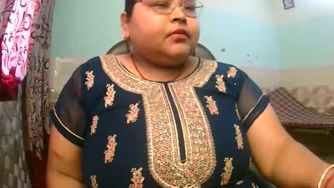 soni88888 online show from March 6, 5:37 am