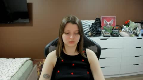 Snapshot of soninex chatting on May 2, 3:17 pm SoniNex online show from May 2, 3:17 pm