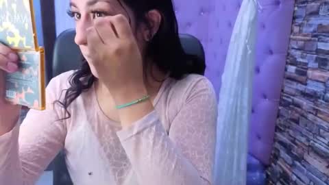 sophi_hardd online show from January 18, 1:15 pm