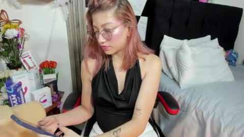 Sophia online show from May 25, 1:22 am