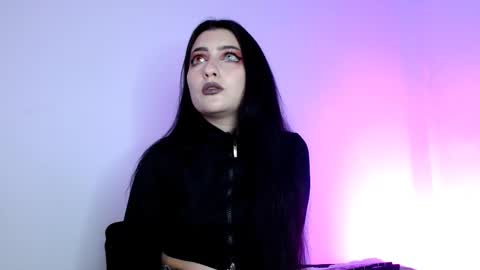 sophia hottie online show from December 13, 9:09 pm