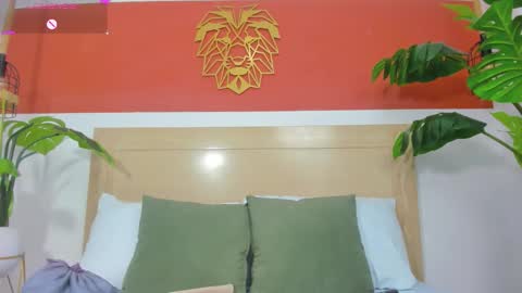 Snapshot of sophia_gomezz_ chatting on January 11, 2:05 am sofi online show from January 11, 2:05 am