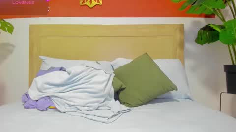 Snapshot of sophia_gomezz_ chatting on February 3, 1:59 am sofi online show from February 3, 1:59 am