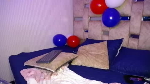 sophia_pink17 online show from July 6, 3:03 pm
