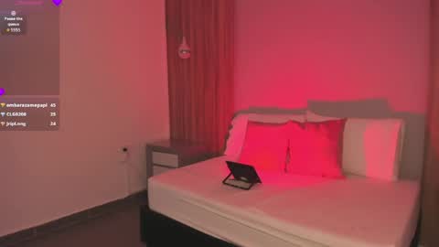sophia_solerr online show from June 5, 6:52 am