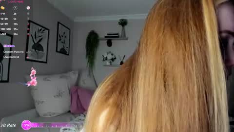 Sophia online show from August 7, 3:14 pm