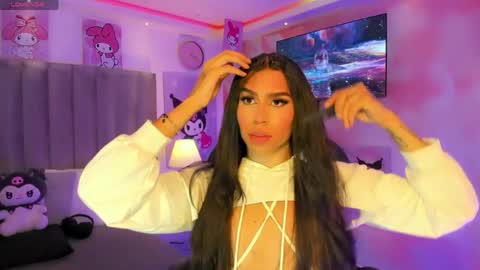 Sophia Velarie online show from April 27, 5:05 am