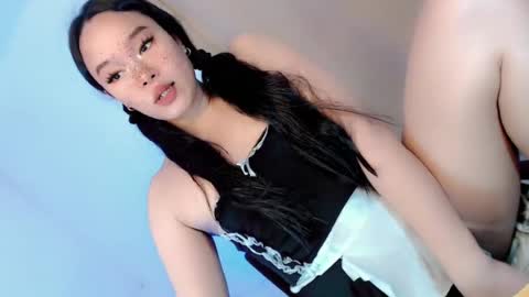 Snapshot of sophia_walker18 chatting on July 16, 10:21 am sophia_walker18 online show from July 16, 10:21 am