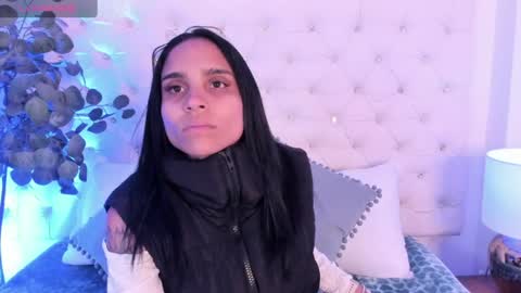 Snapshot of sophiaa_paris chatting on July 13, 1:19 am Sophia Paris online show from July 13, 1:19 am