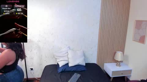 Snapshot of sophiahart_ chatting on May 23, 11:58 am Sophia online show from May 23, 11:58 am