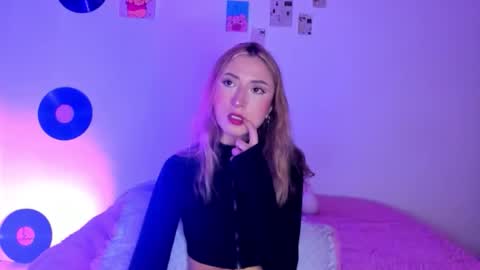 Sophie online show from January 11, 5:56 am