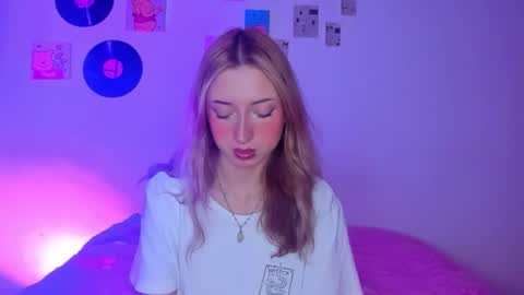 Sophie online show from February 23, 5:38 am