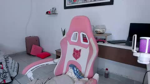 sophie doll online show from May 21, 9:11 pm