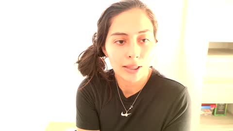 Sophie online show from January 25, 9:35 pm