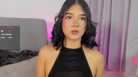 Snapshot of sophiecb chatting on July 17, 7:08 pm sophie online show from July 17, 7:08 pm
