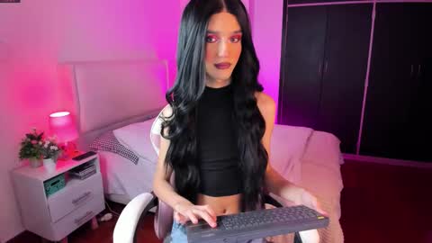    online show from December 22, 8:11 am