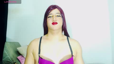 sophiehillsxo online show from June 13, 5:16 am