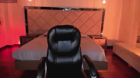 Sophie Houston online show from March 7, 3:36 am