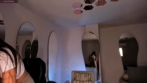 Sophie Houston online show from July 5, 2:40 am