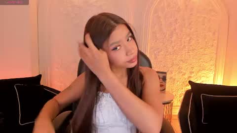 Sophie Houston online show from July 17, 3:13 am