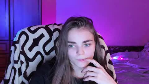 Sophie and my bestie Mandy    online show from January 15, 6:22 pm