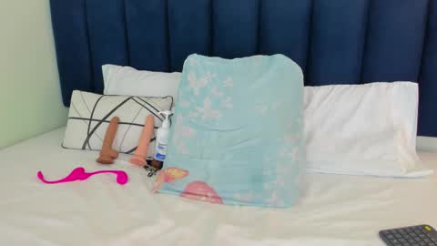 sophieturner_mg online show from November 11, 7:25 pm